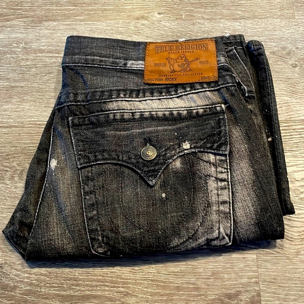 36W Ricky Straight True Religion Jeans distressed damaged paint look